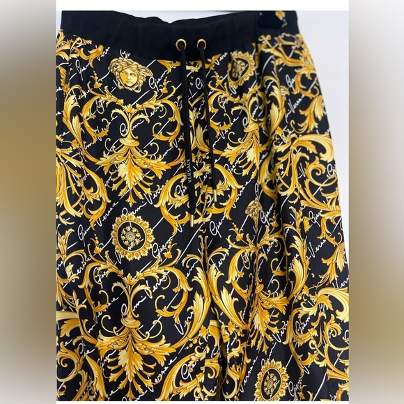 Authentic NEW Versace Joggers❤️ - Picture 10 of 12